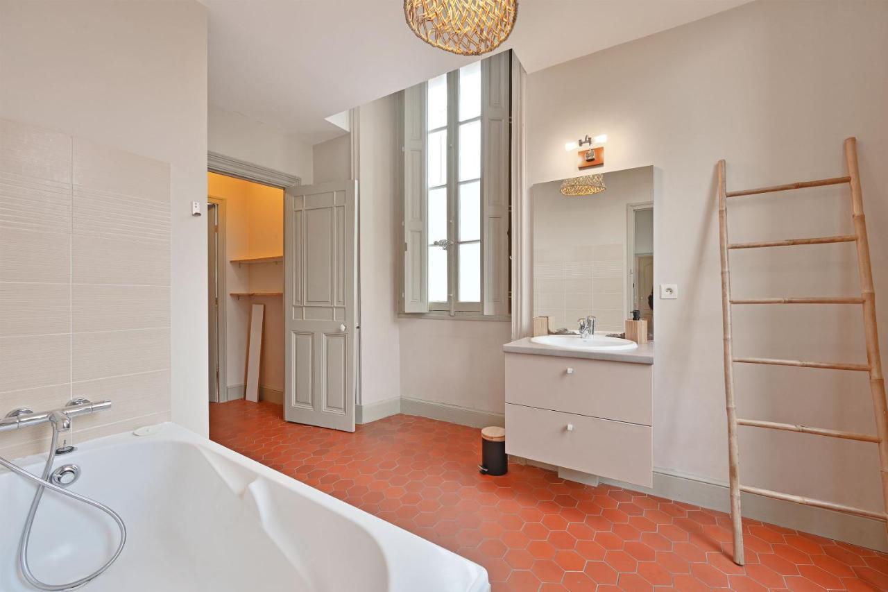 Le Vieux Sextier - Ac Clim - Lumineux - Wifi - Hypercentre Appartement Avignon Buitenkant foto