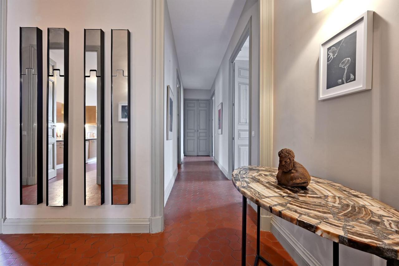 Le Vieux Sextier - Ac Clim - Lumineux - Wifi - Hypercentre Appartement Avignon Buitenkant foto